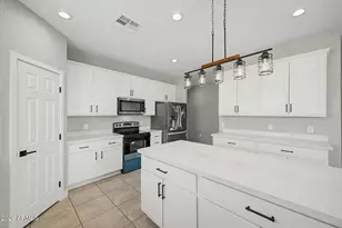 20411 W Mountain Sage Dr, Buckeye, AZ 85326 - Photo 10