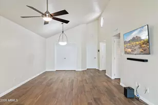 15020 N 40th St, Phoenix, AZ 85032 - Photo 8