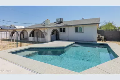 5802 N 61st Drive, Glendale, AZ 85301 - Photo 2