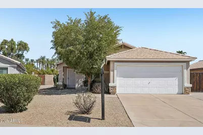 15984 W Smokey Drive, Surprise, AZ 85374 - Photo 2