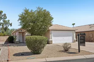 15984 W Smokey Dr, Surprise, AZ 85374 - Photo 4