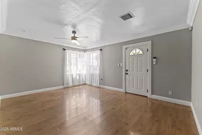 2009 N 17th Avenue, Phoenix, AZ 85007 - Photo 4