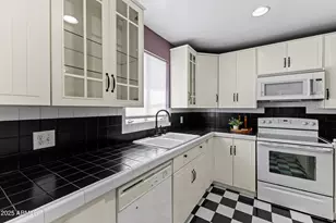 2009 N 17th Ave, Phoenix, AZ 85007 - Photo 8