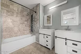 17373 N 185th Dr, Surprise, AZ 85374 - Photo 22