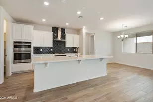 19039 W Rose Ln, Waddell, AZ 85355 - Photo 10