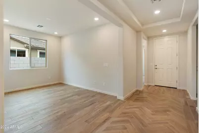 19039 W Rose Lane, Waddell, AZ 85355 - Photo 4