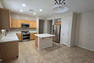 40720 N Trailhead Way, Phoenix, AZ 85086 - Photo 6