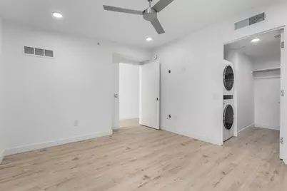 531 E Willetta Street #304, Phoenix, AZ 85004 - Photo 12