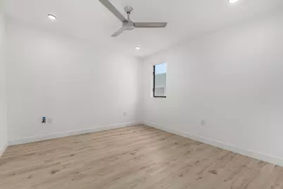 531 E Willetta Street #304, Phoenix, AZ 85004 - Photo 10