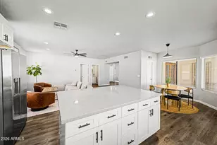 1042 W Newport Beach Dr, Gilbert, AZ 85233 - Photo 14