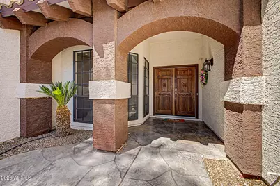 1042 W Newport Beach Drive, Gilbert, AZ 85233 - Photo 6