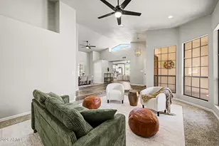 1042 W Newport Beach Dr, Gilbert, AZ 85233 - Photo 2