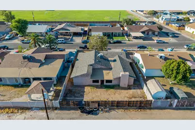 5807 W Cambridge Avenue, Phoenix, AZ 85035 - Photo 48