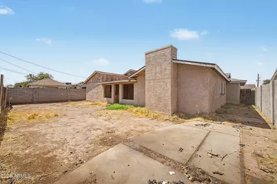 5807 W Cambridge Avenue, Phoenix, AZ 85035 - Photo 38