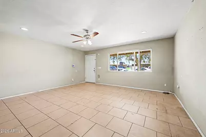 5807 W Cambridge Avenue, Phoenix, AZ 85035 - Photo 8