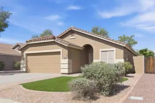 1334 S Heritage Dr, Gilbert, AZ 85296 - Photo 2