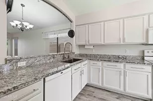 1334 S Heritage Dr, Gilbert, AZ 85296 - Photo 16
