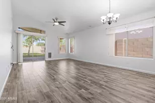 1334 S Heritage Dr, Gilbert, AZ 85296 - Photo 4
