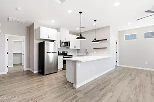 9507 N 12th St, Phoenix, AZ 85020 - Photo 2