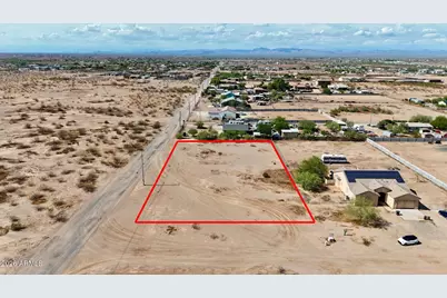 22240 W McArthur Road, Wittmann, AZ 85361 - Photo 2
