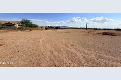 22240 W McArthur Road, Wittmann, AZ 85361 - Photo 14