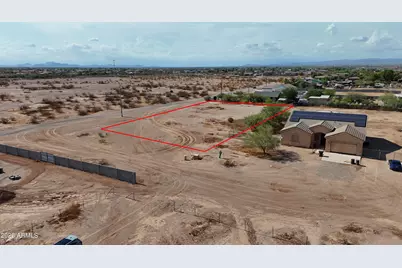 22240 W McArthur Road, Wittmann, AZ 85361 - Photo 8