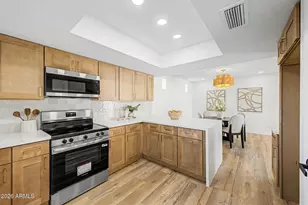 601 E Wescott Dr, Phoenix, AZ 85024 - Photo 1