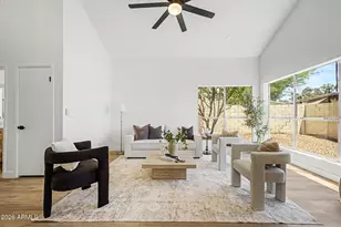 601 E Wescott Dr, Phoenix, AZ 85024 - Photo 8