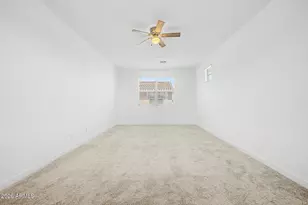 670 S Owl Dr, Gilbert, AZ 85296 - Photo 24