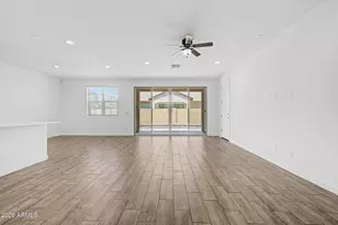 670 S Owl Dr, Gilbert, AZ 85296 - Photo 10