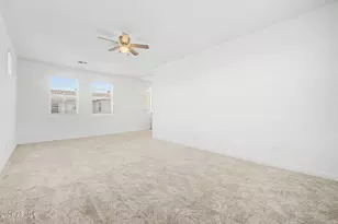 670 S Owl Dr, Gilbert, AZ 85296 - Photo 26