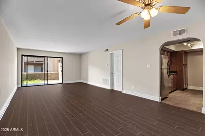3825 E Camelback Road #Unit 114, Phoenix, AZ 85018 - Photo 20
