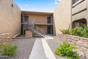 3825 E Camelback Rd, Phoenix, AZ 85018 - Photo 14