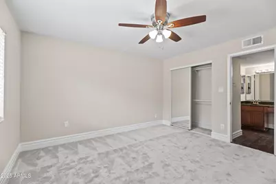 3825 E Camelback Road #Unit 114, Phoenix, AZ 85018 - Photo 8