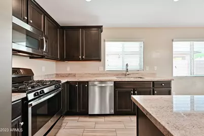 2209 E Hazeltine Way, Gilbert, AZ 85298 - Photo 4