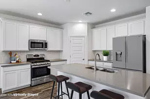 7931 E Renata Ave, Mesa, AZ 85212 - Photo 2
