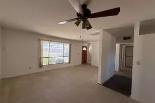 11007 W Florida Ave, Sun City, AZ 85351 - Photo 8