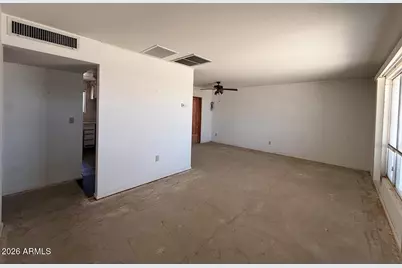 11007 W Florida Avenue, Sun City, AZ 85351 - Photo 6