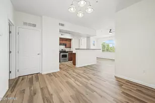 2402 E 5th St, Tempe, AZ 85288 - Photo 12