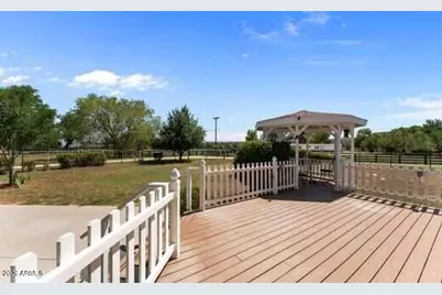 15181 W Sunshine Lane, Kirkland, AZ 86332 - Photo 2