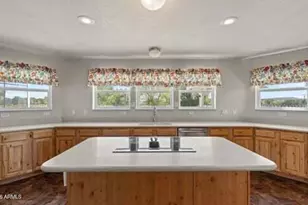15181 W Sunshine Ln, Kirkland, AZ 86332 - Photo 12