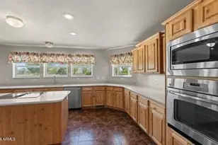 15181 W Sunshine Ln, Kirkland, AZ 86332 - Photo 10
