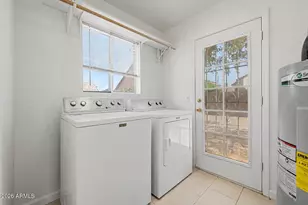822 W Bradford Dr, Gilbert, AZ 85233 - Photo 22