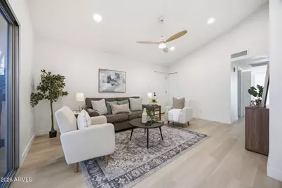 8011 N 49th Avenue, Glendale, AZ 85302 - Photo 6