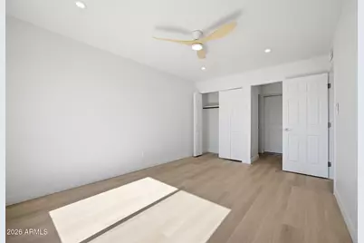 8011 N 49th Avenue, Glendale, AZ 85302 - Photo 14