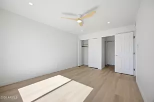 8011 N 49th Ave, Glendale, AZ 85302 - Photo 14