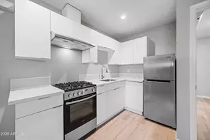 3025 N 32nd St, Phoenix, AZ 85018 - Photo 6