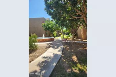 5525 E Thomas Road #I3, Phoenix, AZ 85018 - Photo 1