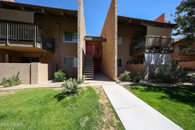 5525 E Thomas Road #I3, Phoenix, AZ 85018 - Photo 2
