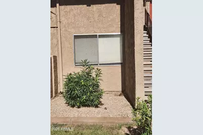 5525 E Thomas Road #I3, Phoenix, AZ 85018 - Photo 2